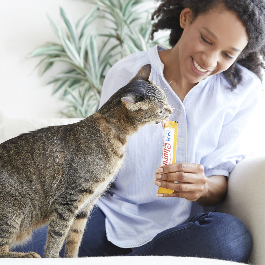 INABA Churu Cat Treats, Grain-Free, Lickable, Squeezable Creamy Purée Cat Treat/Topper with Vitamin E & Taurine 0.5 Ounces Each Tube, 50 Tubes, Tuna & Chicken Variety